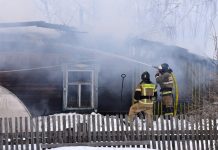 В Пителине загорелся двухквартирный жилой дом