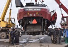 Парк пителинского сельхозпредприятия пополнился комбайнами